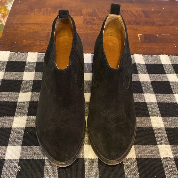 FRYE Ankle Boots - Picture 3 of 10